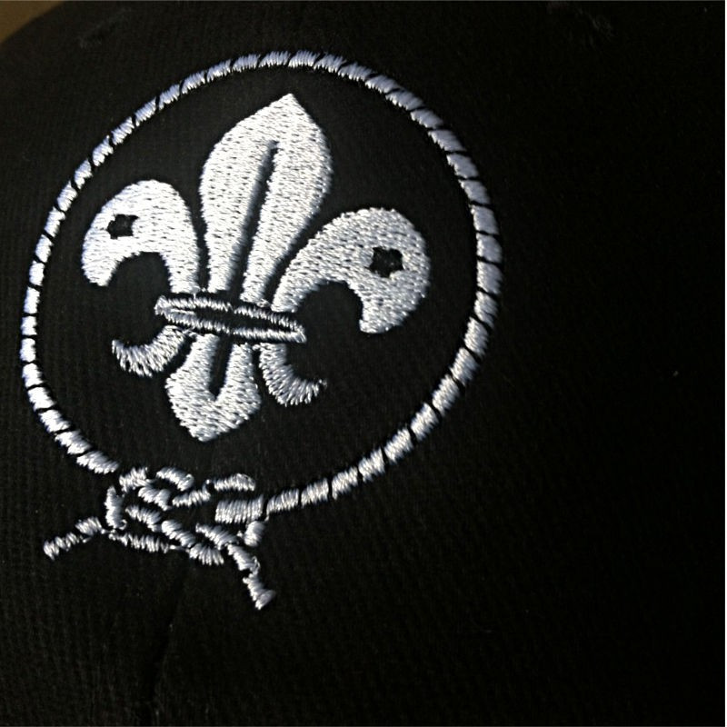 Casquette avec emblème de l'OMMS brodé