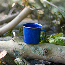 Tasse émaillée "rétro"