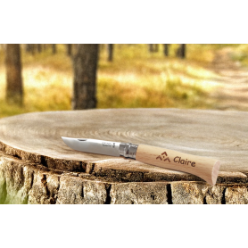 Opinel N° 8 lame carbone à personnaliser en gravure //